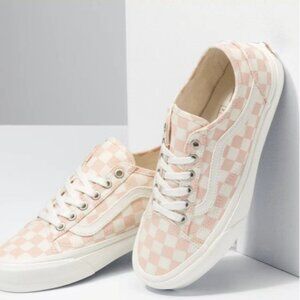 Size 7.5 Women’s Vans Eco Natural Old Skool Tapered Sneakers Pink White Check